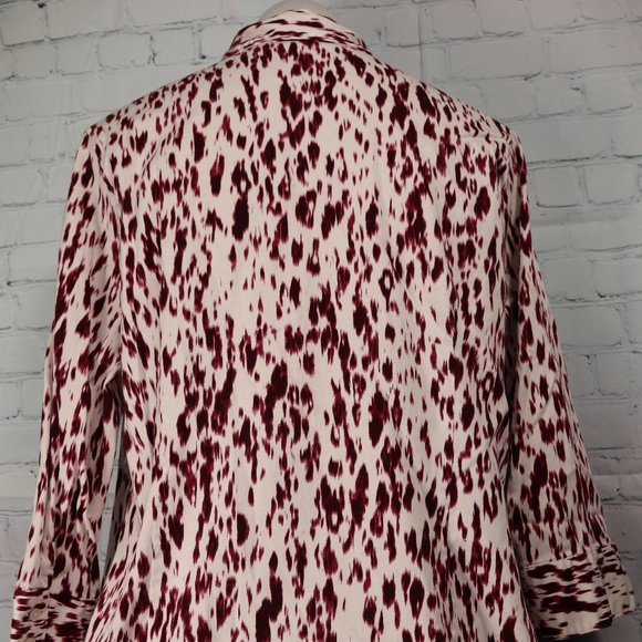 Apt. 9 White and Burgundy Pattern Button Up Shirt, Size 0X - Picture 3 of 4